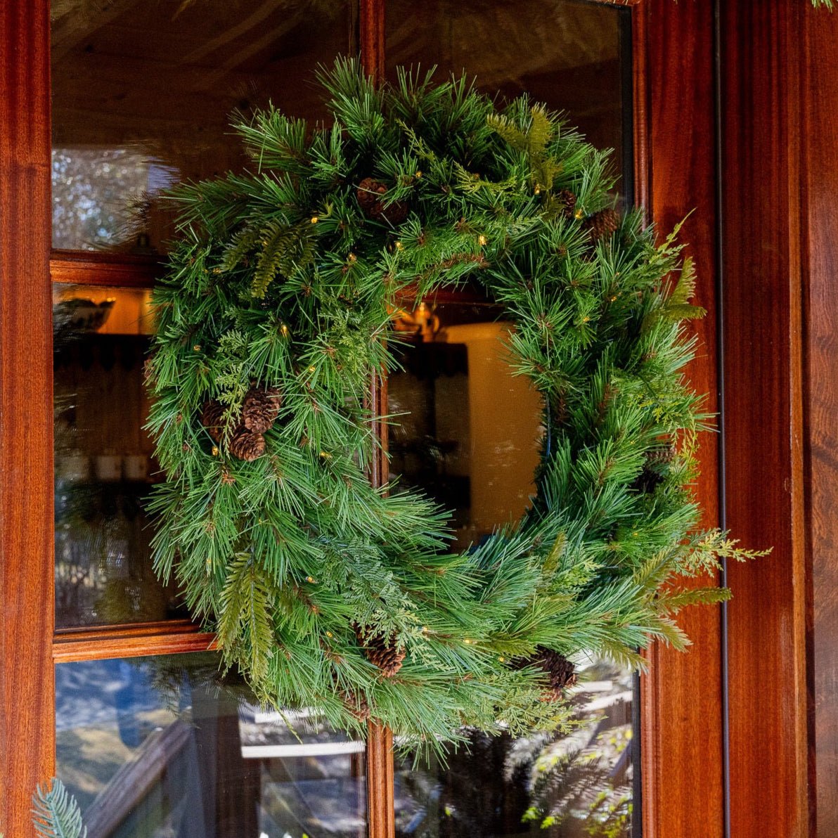 Multiple Wreaths, One Look: Coordinating Wreaths Across a Home